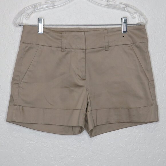New York & Company* Women's 2" Belt Loop Multipocketed Khaki Chino Shorts~Size 2 - Picture 1 of 10